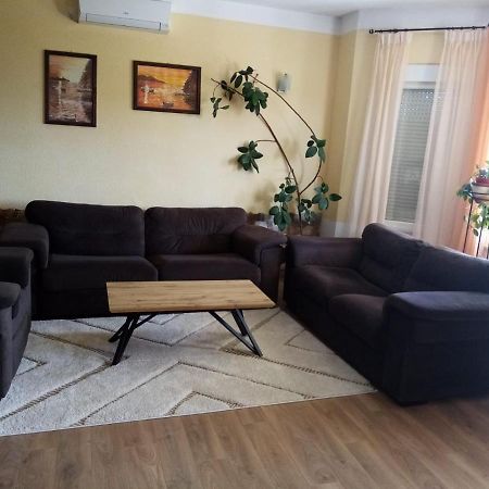 Apartment Andric Kaštela エクステリア 写真