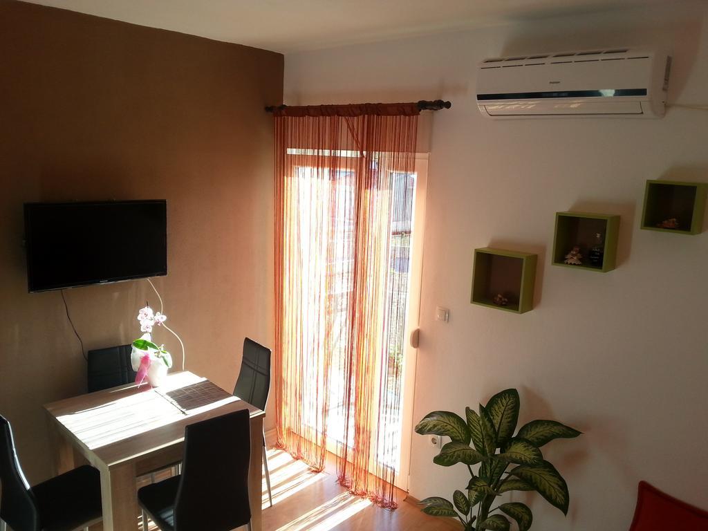 Apartment Andric Kaštela エクステリア 写真